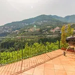 Casa de Férias Center *